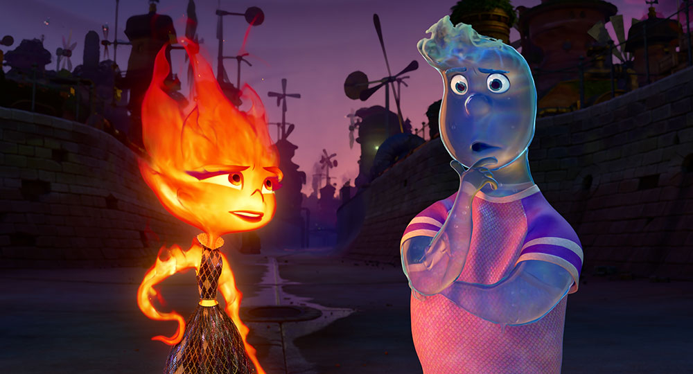 Szenenbild: Wade (rechts) möchte dem Feuer-Mädchen Ember (links) gerne helfen. Embers Gesicht ähnelt einer Feuerflamme und Wades Gesicht einem Wassertropfen.