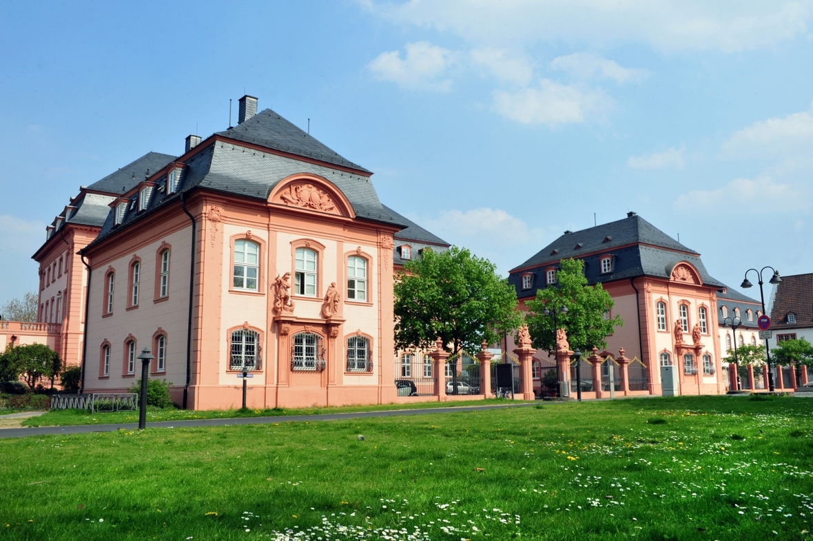 Außenansicht des Landtages in der rheinland-pfälzischen Landeshauptstadt Mainz.