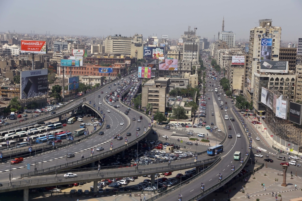 Verkehr in Kairo, Ägypten.