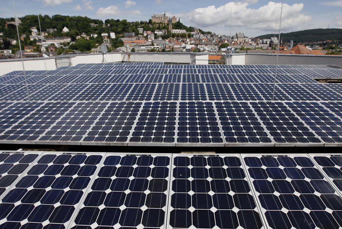 Eine Photovoltaik-Anlage in Marburg. Hier wird erneuerbare Energie produziert.