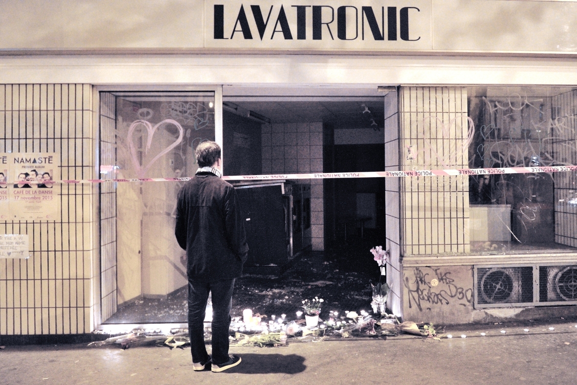 Bei Terroranschlägen im November 2015 wurden in Paris 130 Menschen getötet und mehr als 350 Menschen verletzt.