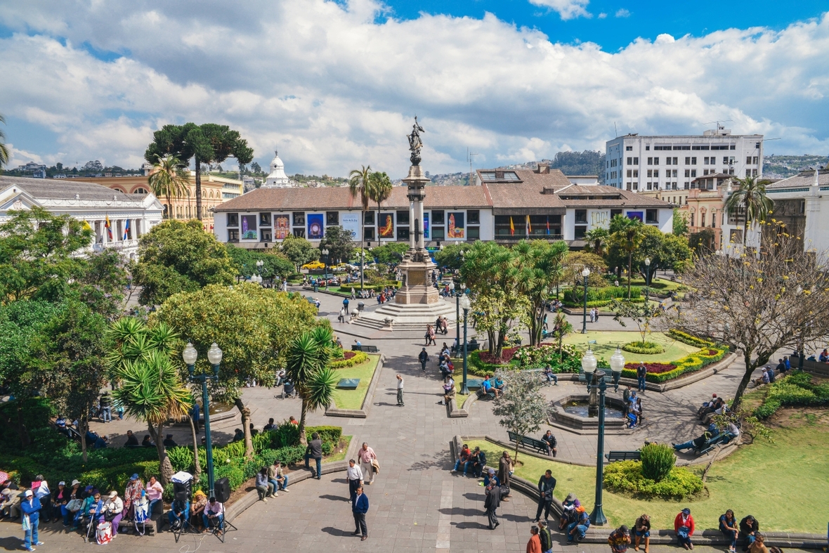 Auf diesem Platz trifft man sich in Quito, der Hauptstadt von Ecuador.