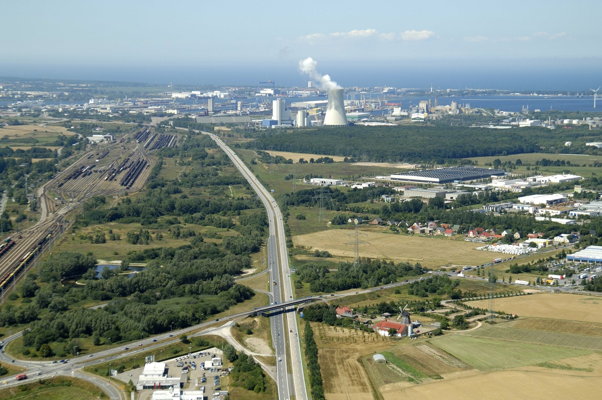 Blick auf Rostock mit einer vernetzten Infrastruktur.