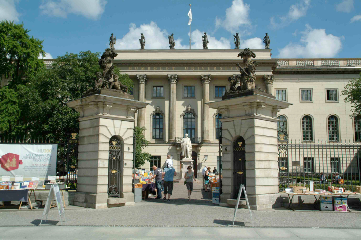 Der Eingang der Humboldt-Universität zu Berlin