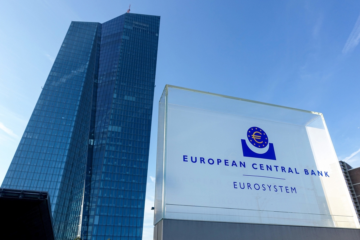 Der Haupteingang der Europäischen Zentralbank im Frankfurt am Main