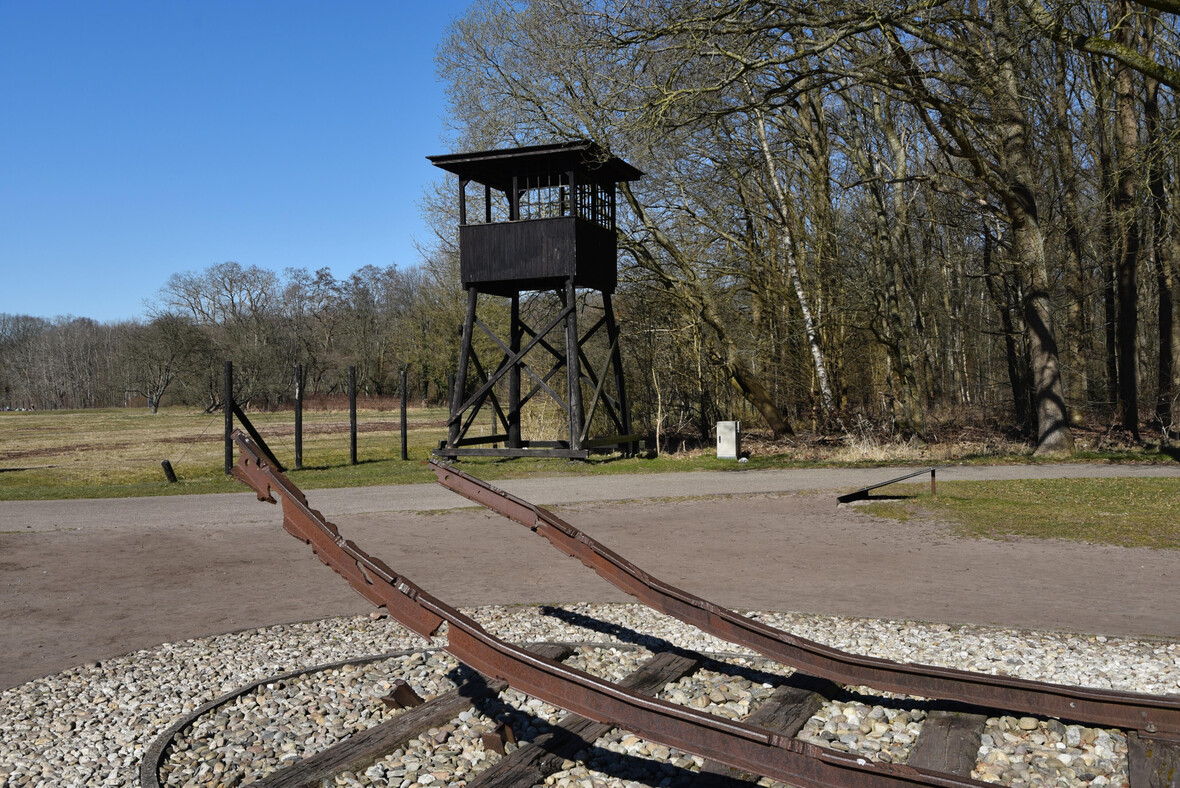 Ein Monument zum Gedenken an die Verschleppung von Sinti und Roma und Juden aus Westerbork (Niederlande) in das Konzentrationslager Auschwitz
