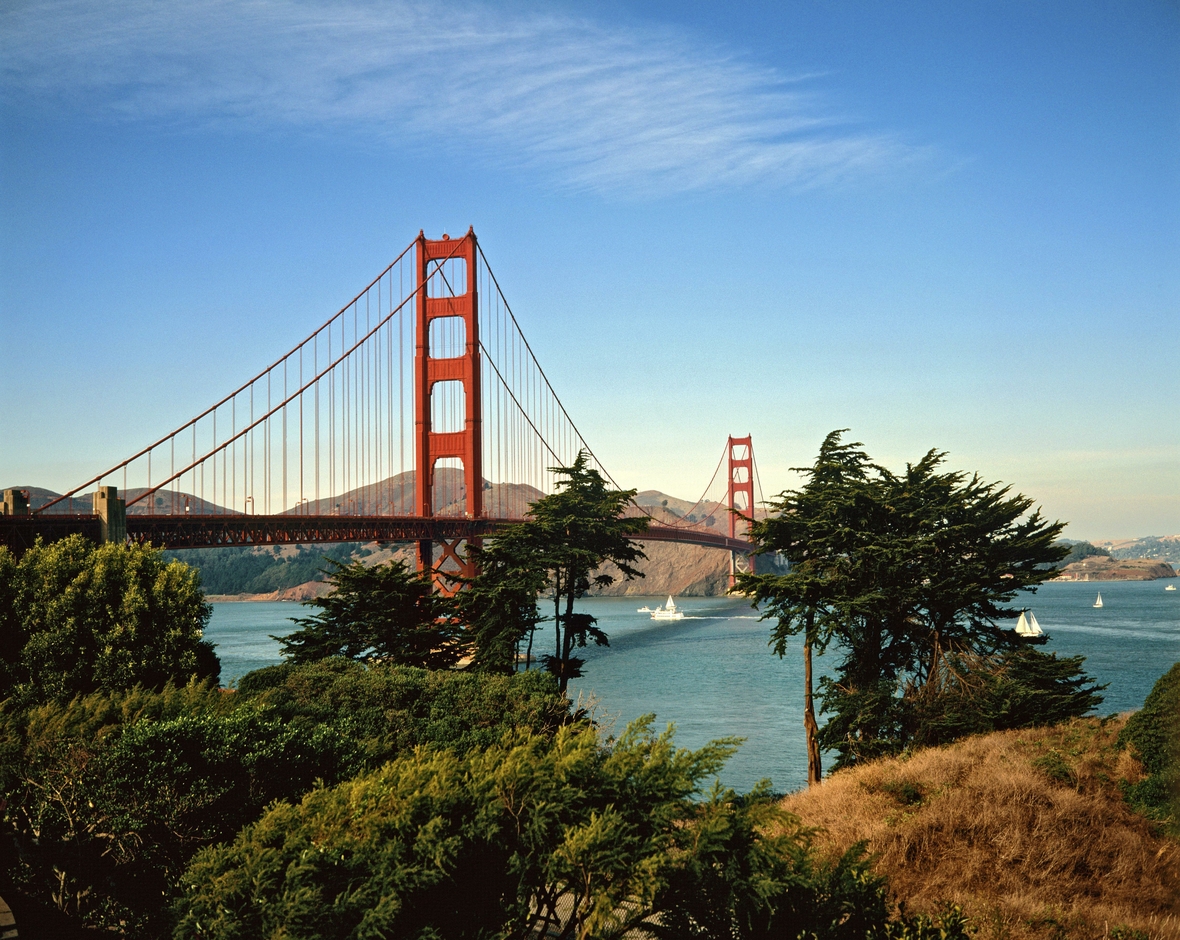 Golden Gate Bridge in San Fransisco, USA
