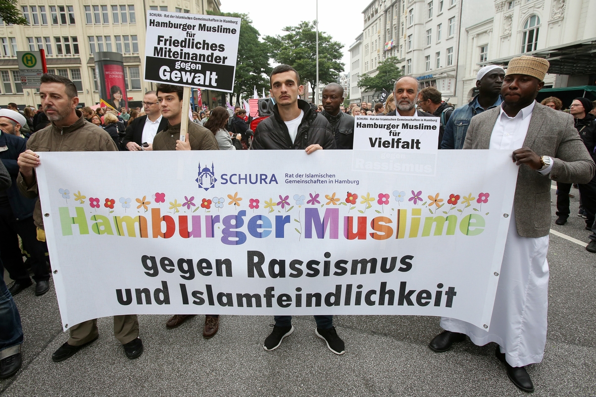 Feinde des Islams Politik für Kinder, einfach erklärt HanisauLand.de