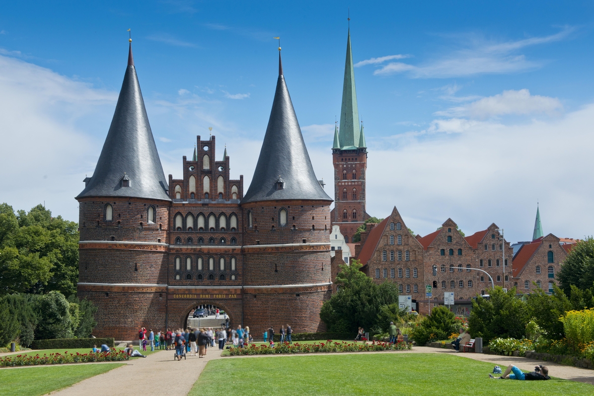 Holstentor in Lübeck ist das Wahrzeichen der Hansestadt.