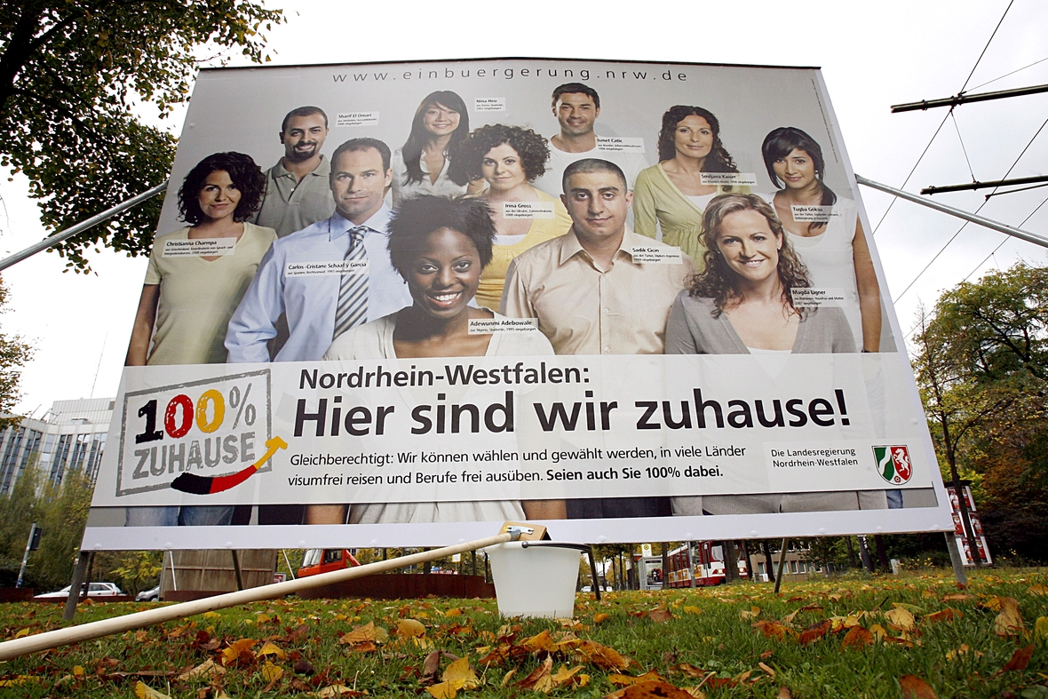 دعوة للوافدين بقبول الجنسية الألمانية – خلال نشاط في ولاية شمال الراين وستفاليا عام 2008.
