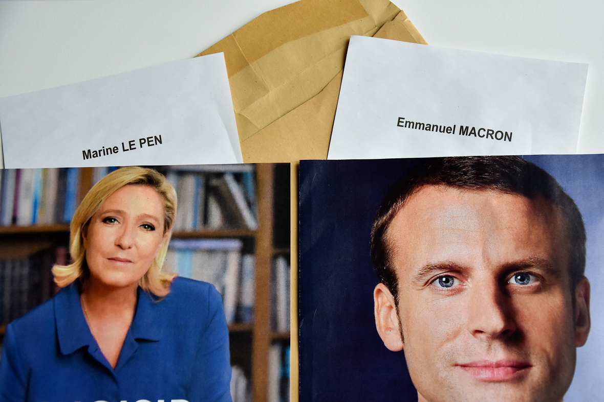 Marine Le Pen (links) und Emmanuel Macron (rechts) treten bei der zweite Wahlrunde zur Präsidentschaftswahl in Frankreich am 24. April 2022 gegeneinander an.