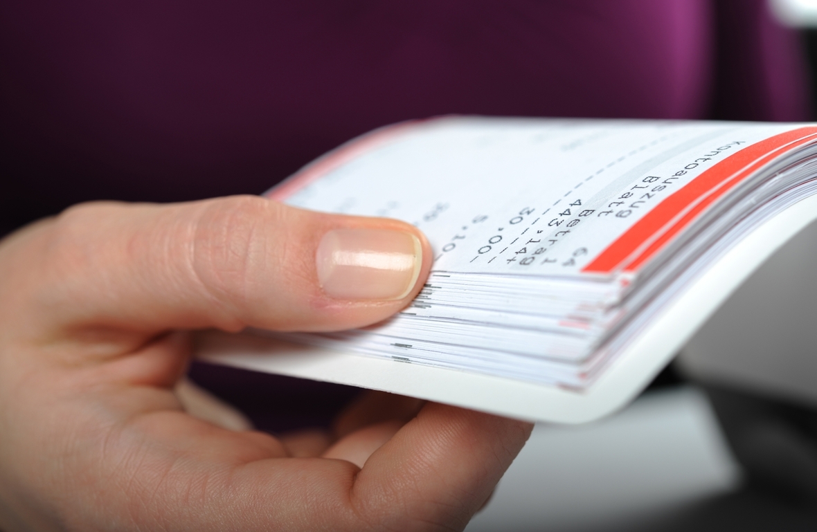 Kontoauszüge geben einen Überblick über Einzahlungen und Auszahlungen. Viele Menschen verzichten auf gedruckte Nachweise Ihrer Geldgeschäfte und sammeln die Auszüge digital.