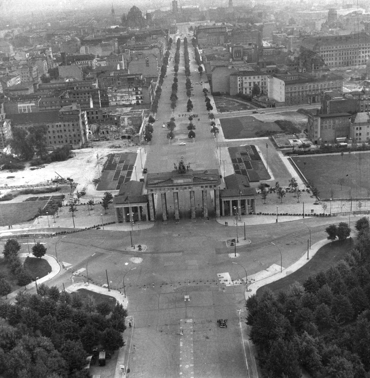 Unter den Linden, 1961