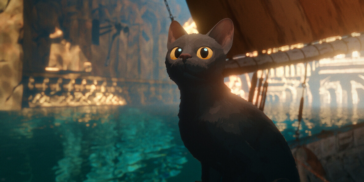 Eine schwarze Katze schaut mit großen gelben Augen etwas an während sie sich auf einem Boot befindet. 