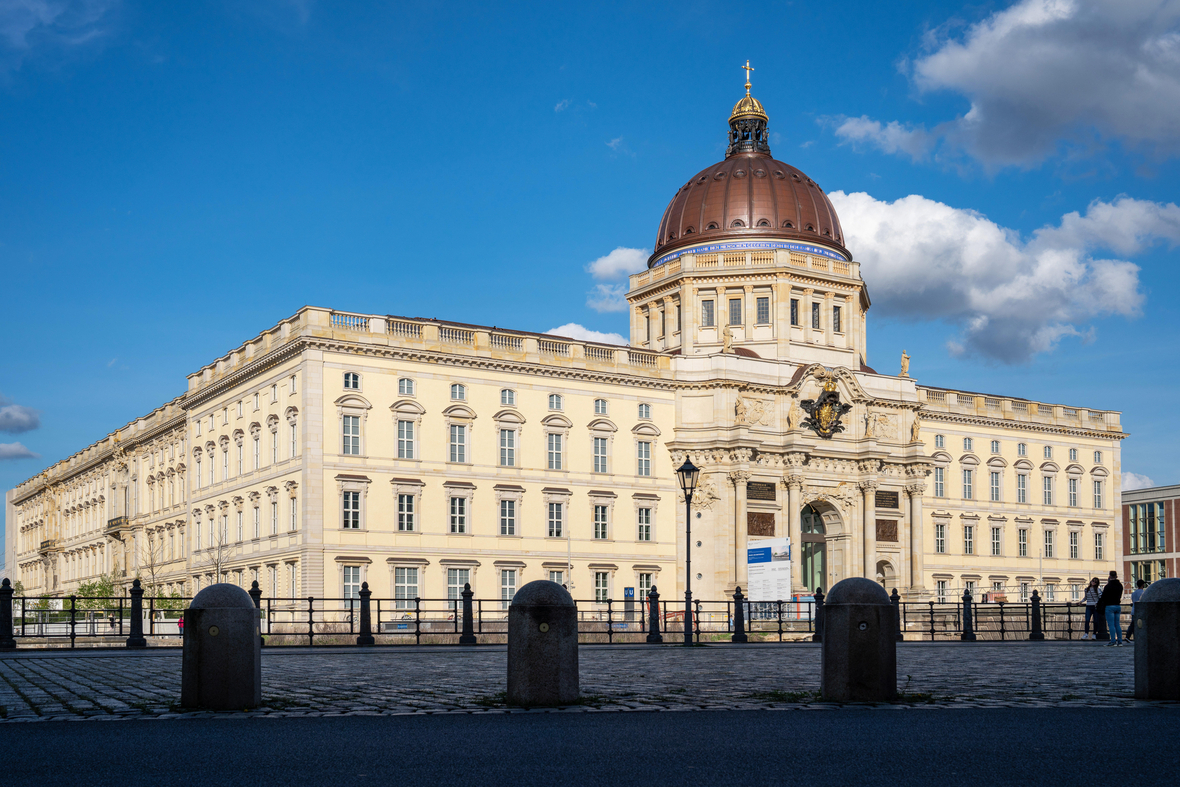 Das Hauptportal des wiederaufgebauten Berliner Stadtschlosses. Dort befindet sich das Humboldt-Forum 