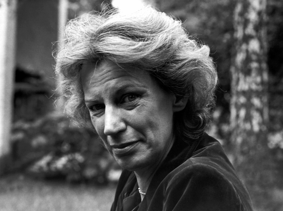 Porträt von Mildred Scheel, 1983: Gründerin, Vorstandsmitglied und ab 1979 auch Präsidentin der "Deutschen Krebshilfe e.V."