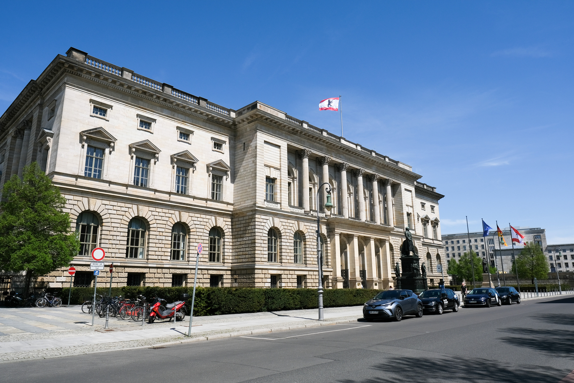 Das Abgeordnetenhaus von Berlin. Das Abgeordnetenhaus ist die Bezeichnung für das Landesparlament von Berlin