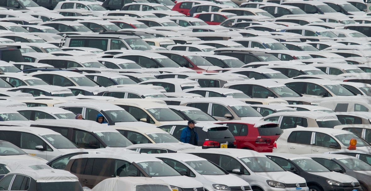 Die deutschen Autobauer müssten daran arbeiten, dass die Autos weniger Schadstoffe ausstoßen.
