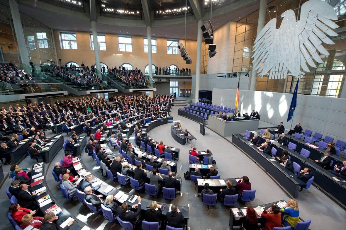 اجتماع البنديستاغ/البرلمان الألماني خلال دورة المجلس 18 في شهر أكتوبر/تشرين الأول 2013.