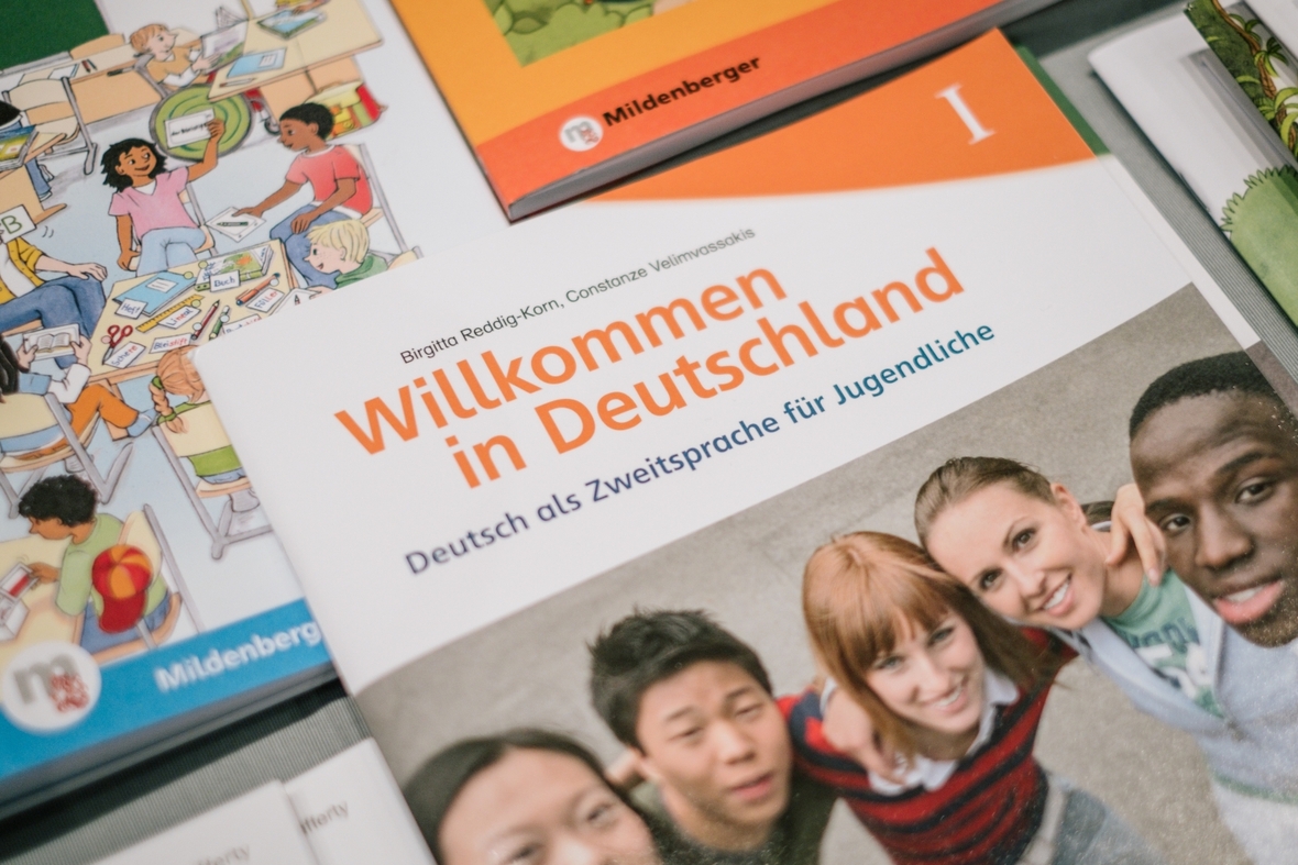 Ein Schulbuch zum Deutschlernen für Jugendliche.