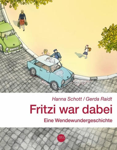 Aus der Perspektive des Mädchens Fritzi erzählen Hanna Schott und Gerda Raidt die unglaublichen Ereignisse rund um die friedliche Revolution und den Mauerfall 1989. 