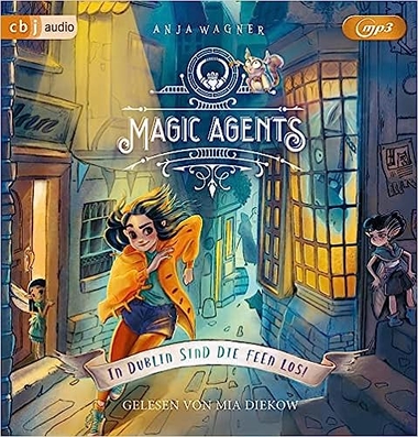 Magic Agents – In Dublin sind die Feen los! Ein Mädchen mti einer orangen Regenjacke rennt durch eine dunkle Gasse. Aus zwei Türrahmen beobachten sie Feen.   